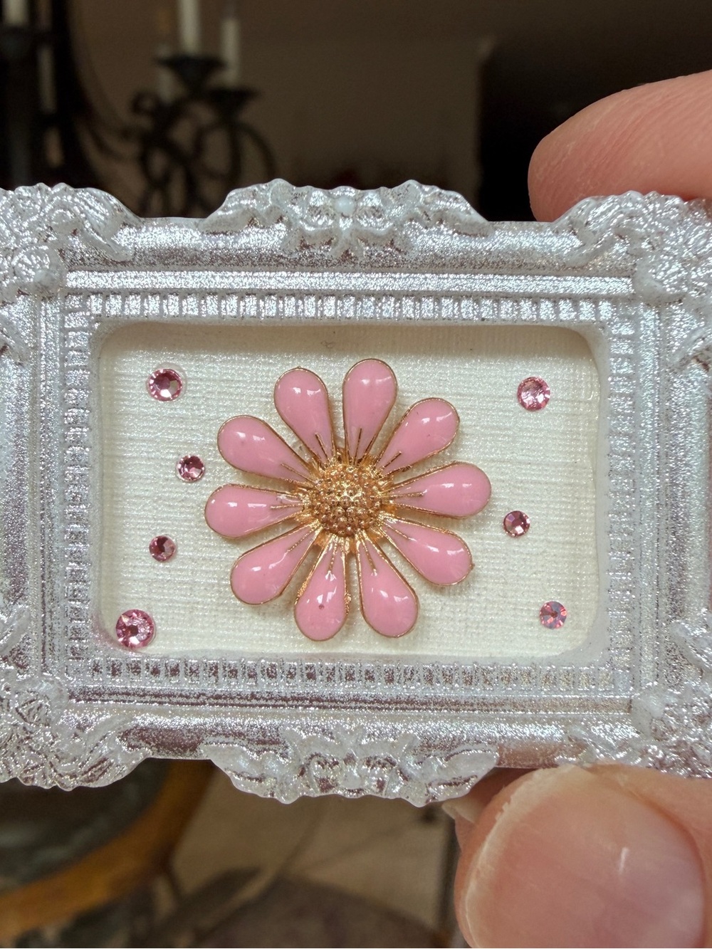 Set of 3 Mini Framed Flower Magnets with Easels - Picture 5 of 11